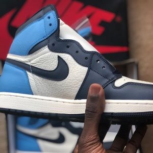 DS Jordan 1 Obsidian